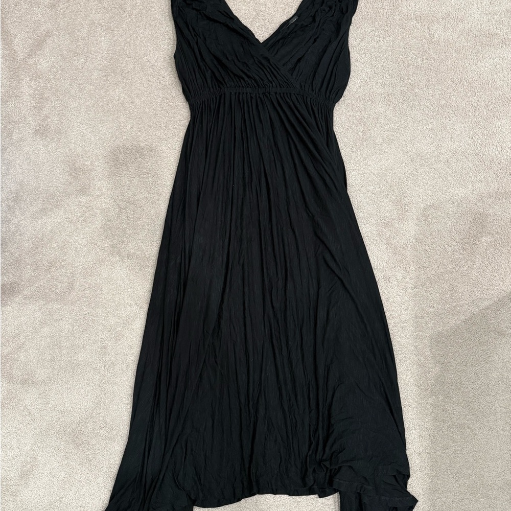 Elegant Black Sleeveless Dress